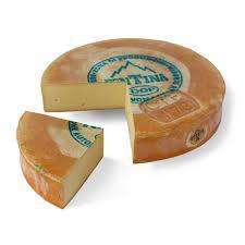 Fontina Piemont cheese
